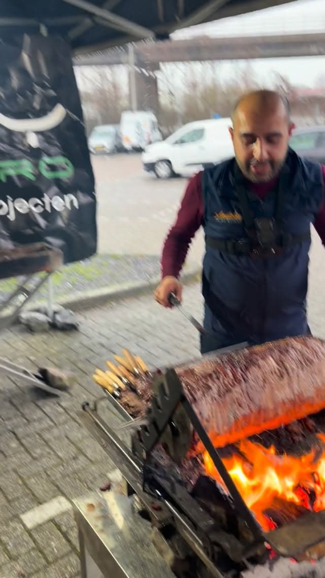 Spiesen op het Vuur